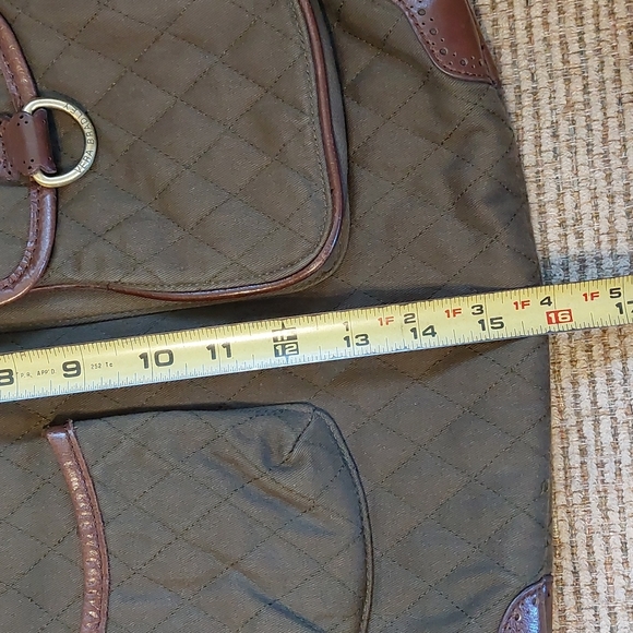 Vera Bradley Tote - Picture 13 of 17